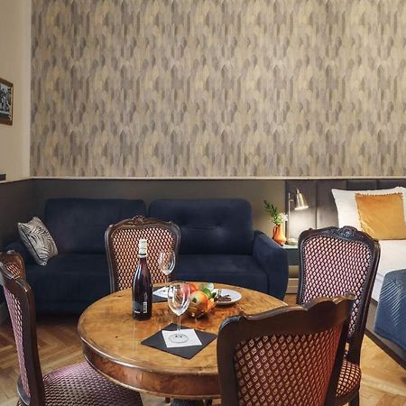 Apartamenty Piotrkowska 82 By Good Time วูดช์ ภายนอก รูปภาพ