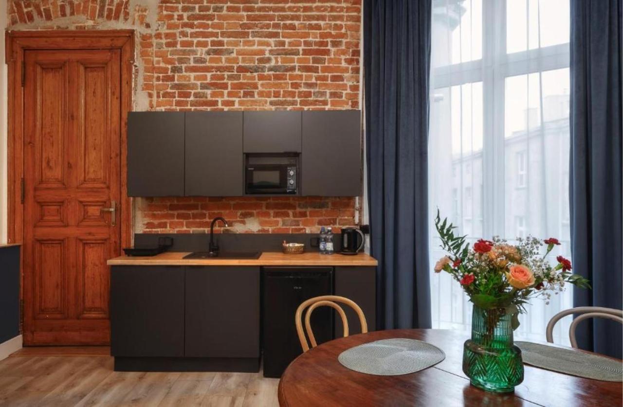 Apartamenty Piotrkowska 82 By Good Time วูดช์ ภายนอก รูปภาพ
